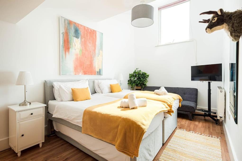 Roseberry Cottage - Lower Mill Estate Somerford Keynes Εξωτερικό φωτογραφία