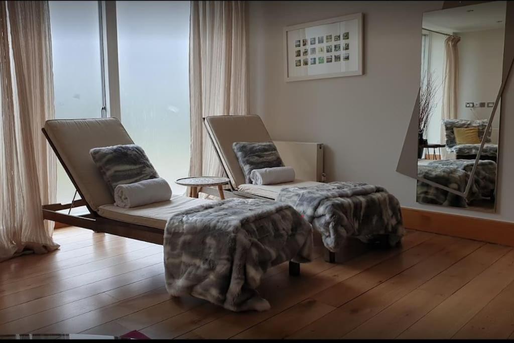 Roseberry Cottage - Lower Mill Estate Somerford Keynes Εξωτερικό φωτογραφία