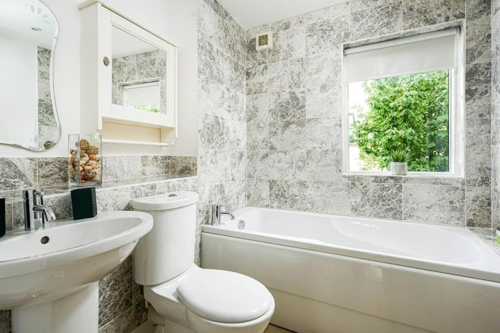 Roseberry Cottage - Lower Mill Estate Somerford Keynes Εξωτερικό φωτογραφία